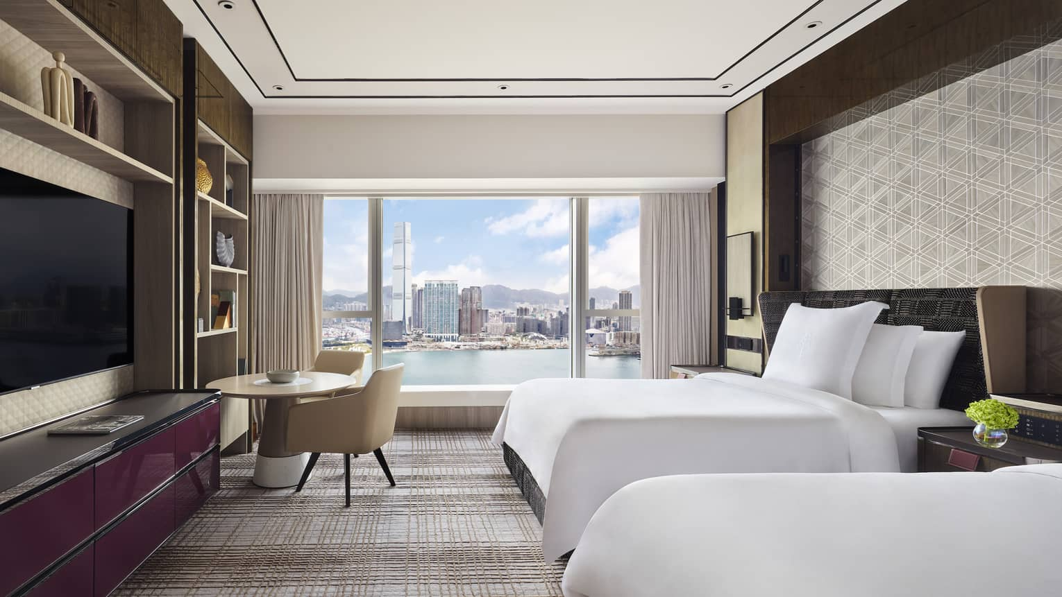 Four Seasons Hotel Hong Kong luxury hotel in Hong Kong, China